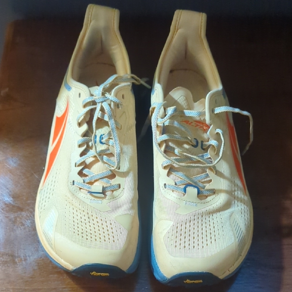Altra Athletic Shoes Cream and Orange Performance Design